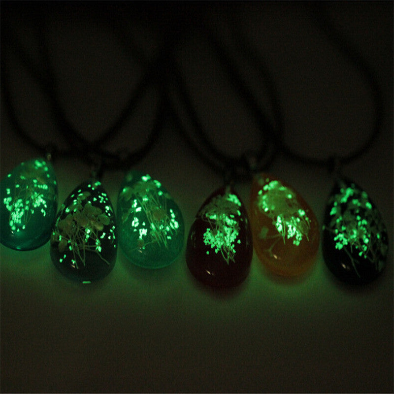 Glow In The Dark Flower Necklace