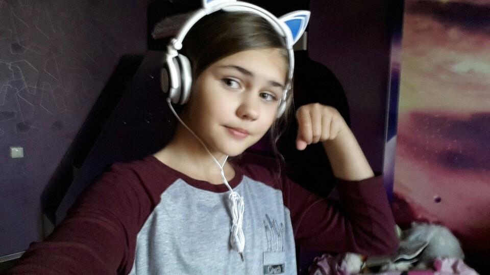 Fanduco Headsets LED Cat Ear Headphones