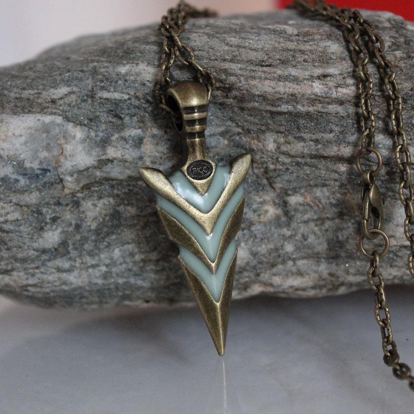 Fanduco Necklaces Arrowhead Glow In The Dark necklace