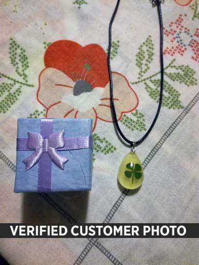 Fanduco Pendant Necklaces Luminous Lucky Clover Pendant