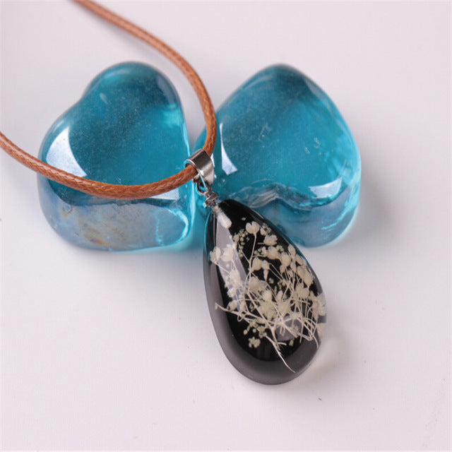 Glow In The Dark Flower Necklace