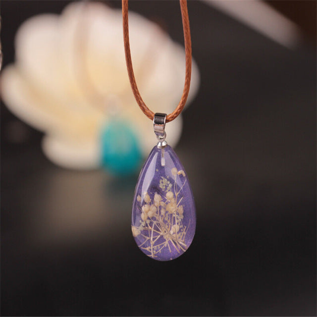 Glow In The Dark Flower Necklace