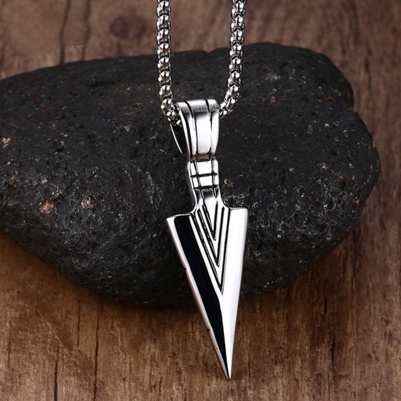 Fanduco Necklaces Polished Arrowhead Necklace
