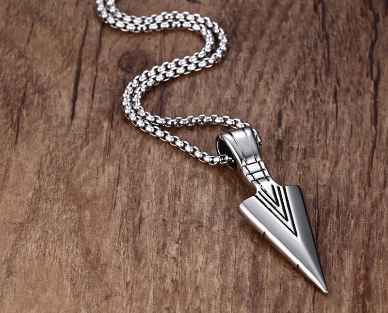 Fanduco Necklaces Polished Arrowhead Necklace
