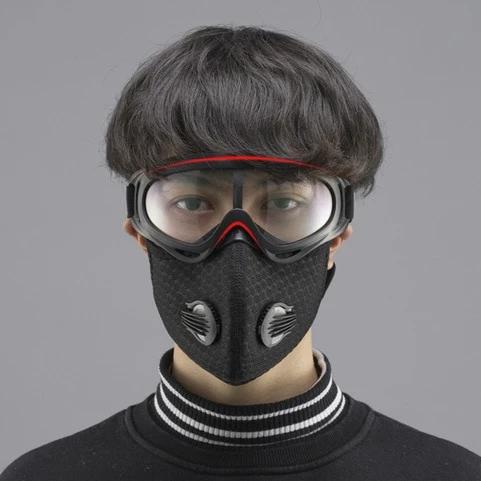 Reusable Face Mask With Replaceable Activated Carbon Filters